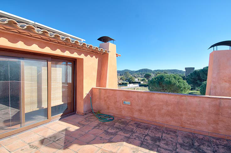 Chalet 5 bedrooms with Pool and garden in Mont-ras - Buy - For sale