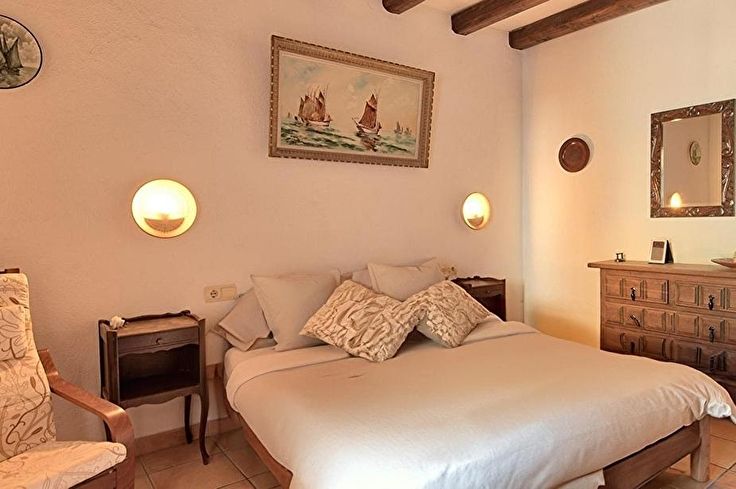 Town house 2 bedrooms with garden in Begur - Buy - For sale