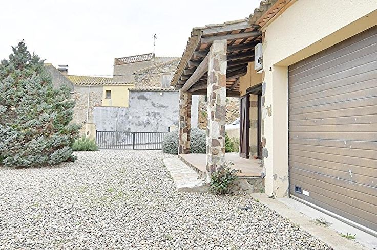 Individual house 3 bedrooms in Regencós - Buy - For sale