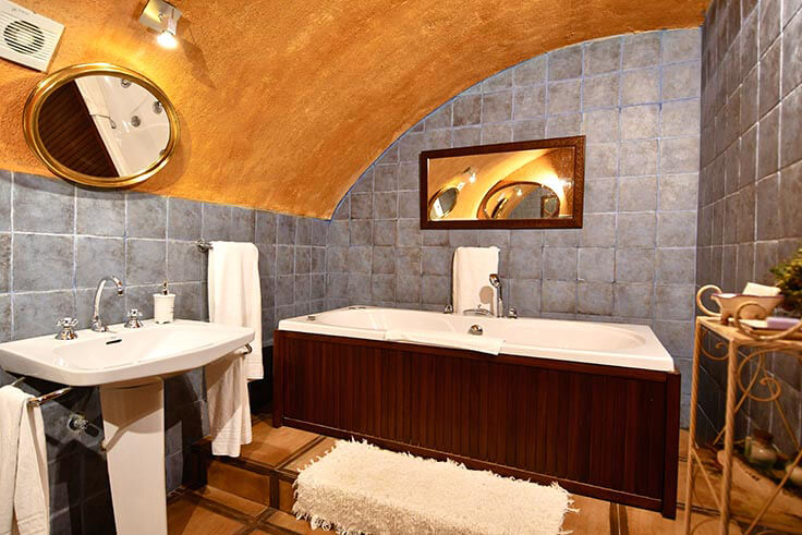 Town house 5 bedrooms with Pool and garden in Púbol - Buy - For sale