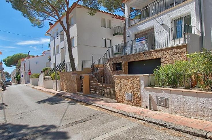 Apartment 3 bedrooms with Air-conditioning, Wifi and Parking in Llafranc - Rent Vacation - Tourist