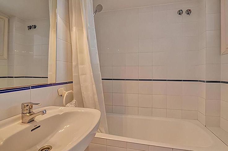 Apartment 1 bedroom with Sea views, Wifi, Parking and garden in Calella de Palafrugell - Rent Vacation - Tourist