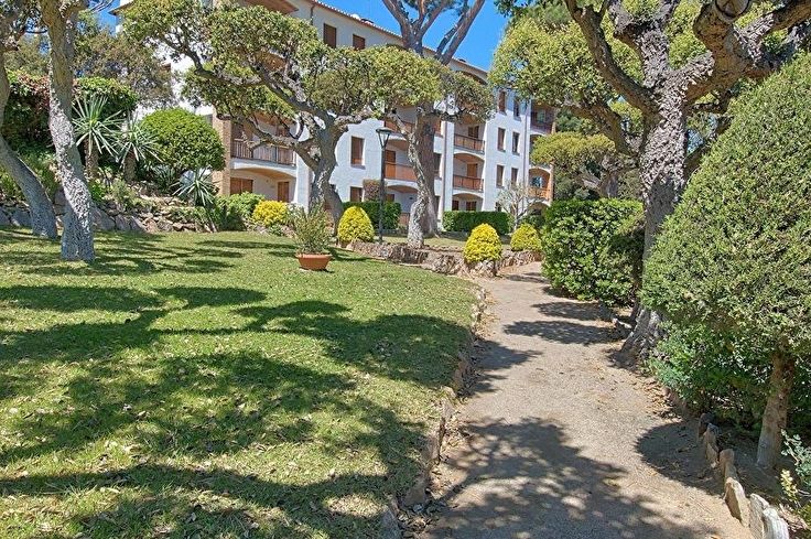 Wohnung 3 Schlafzimmer mit Schwimmbad, Meerblick, Klimaanlage, Wifi, Parken und Garten auf Calella de Palafrugell - Vermietung Urlaub - Tourist