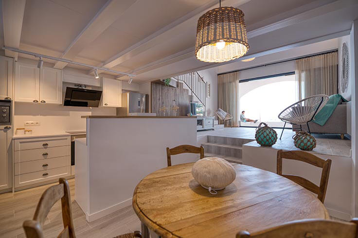 Dachgeschoss 1 Schlafzimmer mit Meerblick, Klimaanlage, Wifi und Parken auf Calella de Palafrugell - Vermietung Urlaub - Tourist