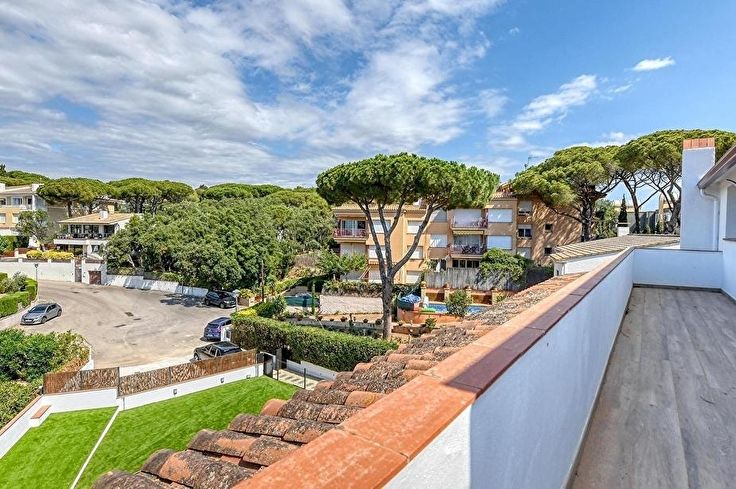 Wohnung 3 Schlafzimmer mit Schwimmbad, Parken und Garten auf Calella de Palafrugell - Vermietung Urlaub - Tourist