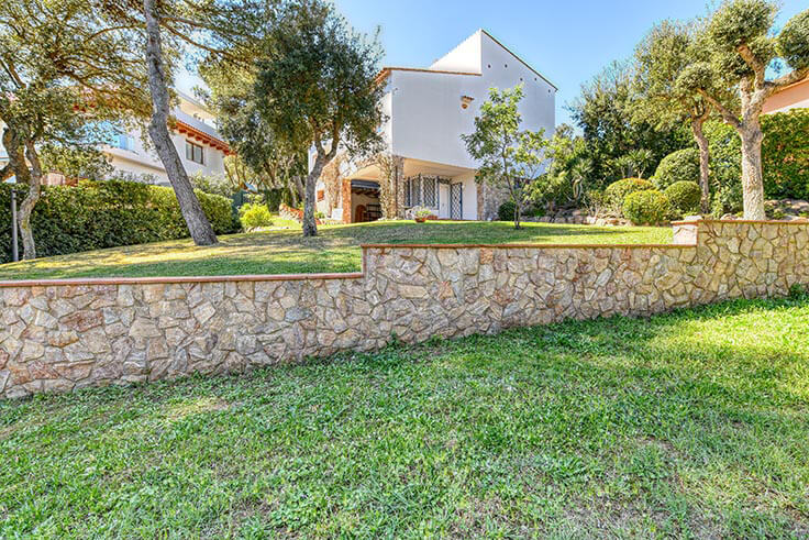 Heim 4 Schlafzimmer mit Garten auf Calella de Palafrugell - Vermietung Jahreszeit