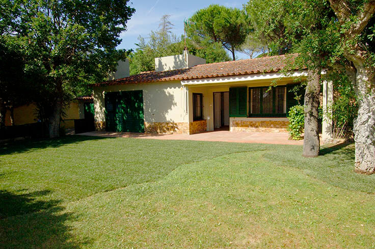 Heim 3 Schlafzimmer mit Schwimmbad und Garten auf Calella de Palafrugell - Vermietung Jahreszeit