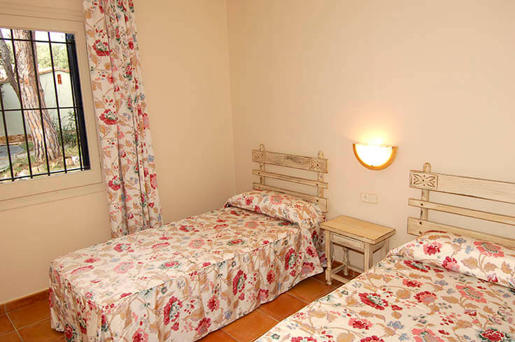 Heim 3 Schlafzimmer mit Schwimmbad und Garten auf Calella de Palafrugell - Vermietung Jahreszeit
