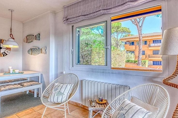 Wohnung 2 Schlafzimmer mit Schwimmbad, Parken und Garten auf Calella de Palafrugell - Vermietung Urlaub - Tourist