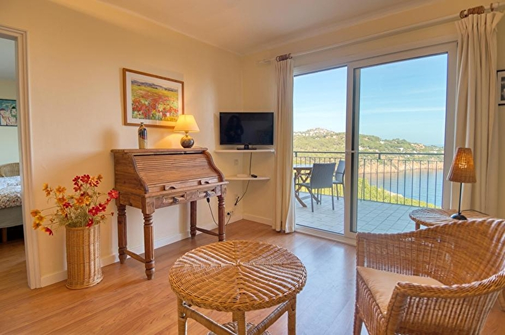 Penthouse 3 Schlafzimmer mit Schwimmbad, Meerblick, Parken und Garten auf Tamariu - Vermietung Jahreszeit