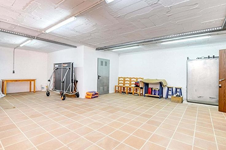 Individuelles Haus 5 Schlafzimmer mit Schwimmbad, Klimaanlage und Garten auf Llafranc - Kaufen - verkaufen