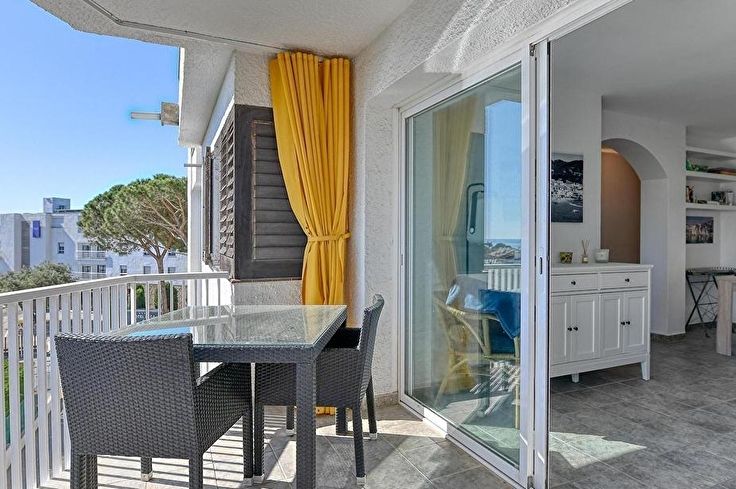 Wohnung 3 Schlafzimmer mit Schwimmbad und Parken auf Calella de Palafrugell - Kaufen - verkaufen