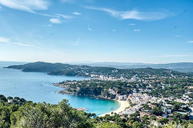 Individuelles Haus 4 Schlafzimmer mit Schwimmbad und Garten auf Llafranc - Kaufen - verkaufen