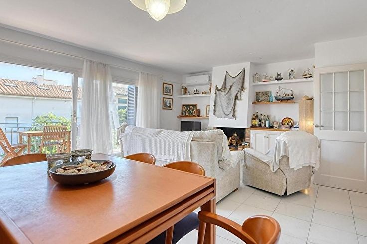 Wohnung 3 Schlafzimmer mit Klimaanlage und Parken auf Calella de Palafrugell - Kaufen - verkaufen