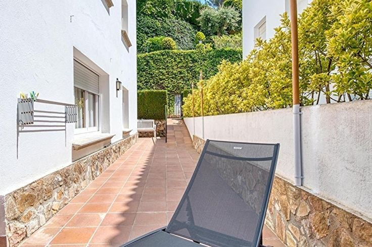 Wohnung 3 Schlafzimmer mit Schwimmbad, Parken und Garten auf Tamariu - Kaufen - verkaufen