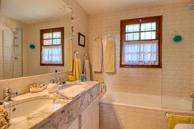 Individuelles Haus 5 Schlafzimmer mit Schwimmbad, Meerblick und Garten auf Tamariu - Kaufen - verkaufen