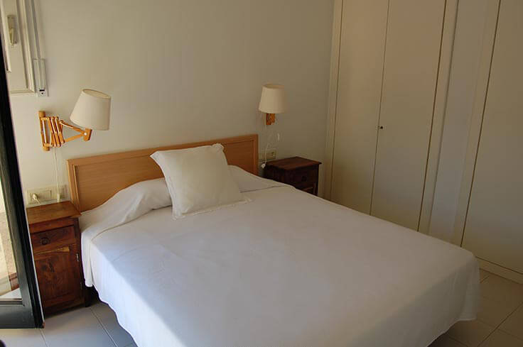 Paarhaus 3 Schlafzimmer mit Schwimmbad, Meerblick, Parken und Garten auf Begur - Kaufen - verkaufen