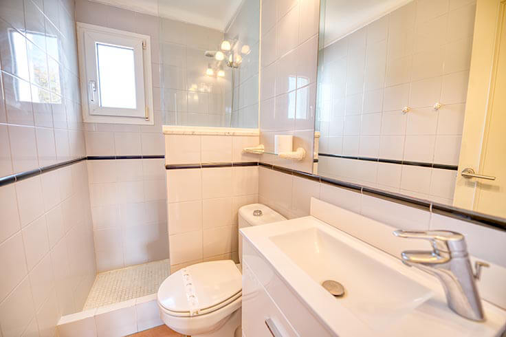 Chalet 4 Schlafzimmer mit Schwimmbad, Wifi, Parken und Garten auf Calella de Palafrugell - Vermietung Urlaub - Tourist